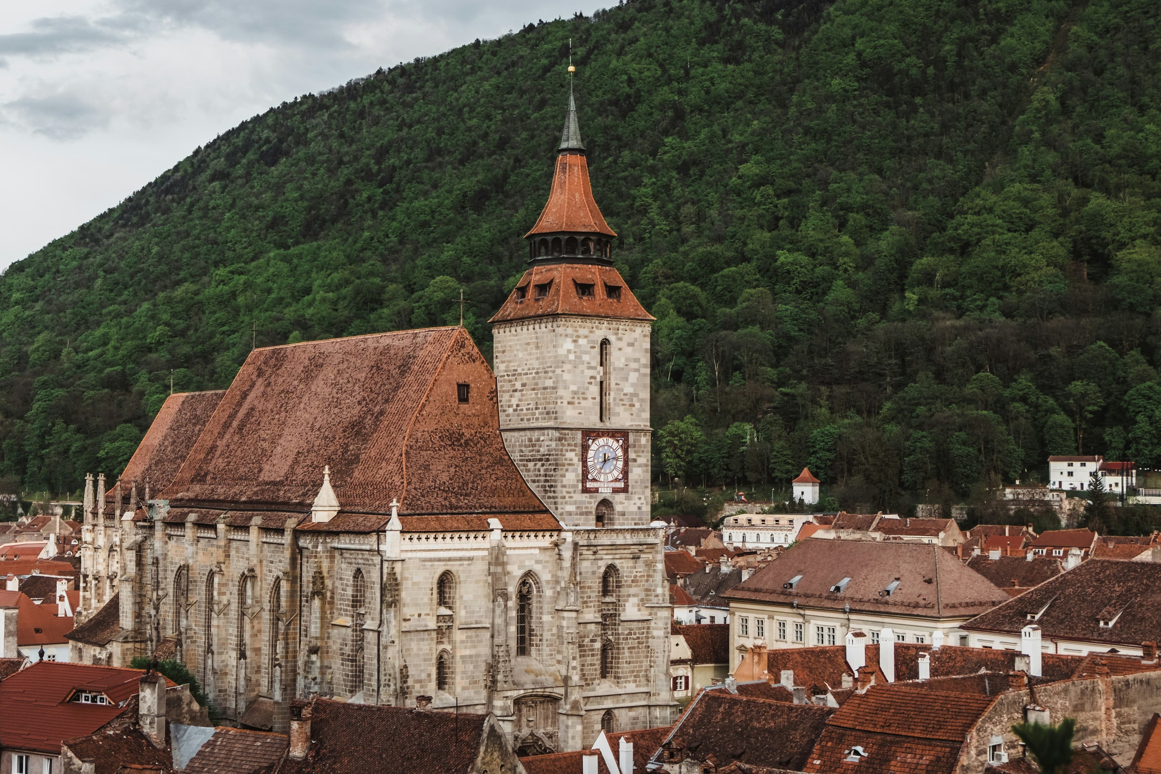 Viaggio di Gruppo in Transilvania e Bucarest – Novembre 2026